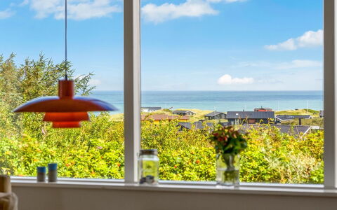 Nikolce - 500M from the Sea: Villetta, Backyard, Cortile, Edifici Giardino, Capannone, Raccordo, Mobili Da Esterno, Log Cabin, Struttura Esterna, Baracca
