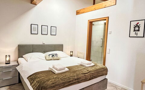 Feingeist: Letto, Camera Da Letto, Interior Design, Legna, Lenzuolo, Bedding, Pavimento, Mobilia, Soffitto, Camera