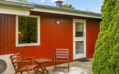 Wiggi - 250M from the Sea