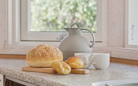 Erko - 575M from the Sea: Tavola, Serveware, Elettrodomestico Da Cucina, Controsoffitto, Dishware, Cibo, Cucina, Elettrodomestico