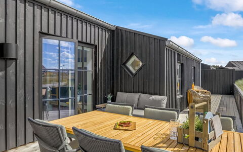 Tjure - 500M from the Sea: 