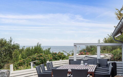 Dzavid - 50M from the Sea: Appartamento, Condominio, Estate, Balcone, Villa, Hotel