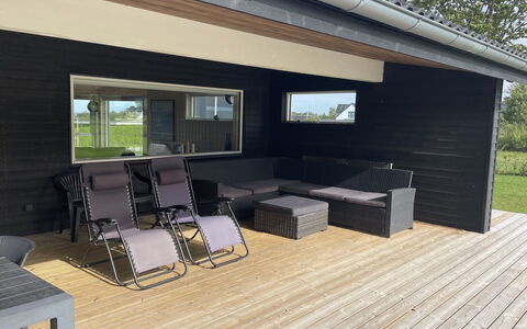 Siljan - 400M from the Sea: Legna, Deck, Latifoglie, Pavimento In Legno, Plank, Color Legno, Shade, Portico, Raccordo, Mobili Da Esterno