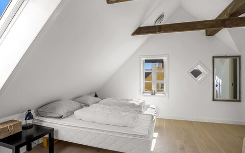 Albine - 150M from the Sea: Interior Design, Pavimentazione, Pavimento, Camera Da Letto, Legna, Soffitto, Letto, Mobilia, Attico, Camera