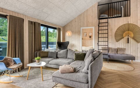 Artur - 800M from the Sea: Legna, Mobilia, Pavimentazione, Soggiorno, Pavimento, Soffitto, Divano, Lancia Cuscino