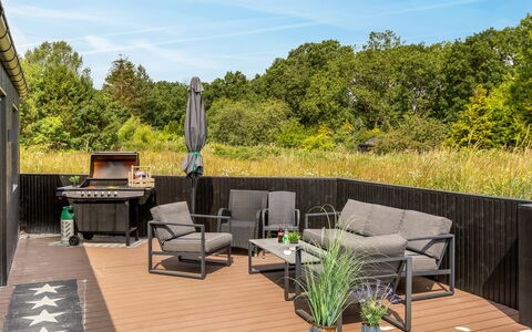 Artur - 800M from the Sea: Mobilia, Legna, Mobili Da Esterno, Pavimento In Legno, Deck, Sedia, Latifoglie, Color Legno, Giardino, Tavolo Esterno