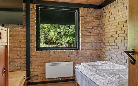 Karmen - 1Km from the Sea: Parete, Legna, Interior Design, Mobilia, Pavimento, Camera Da Letto, Letto, Pavimentazione, Soffitto, Camera
