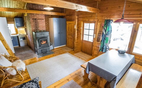 Riihiranta: Legna, Villetta, Soffitto, Casa, Pavimento, Casa, Latifoglie, Log Cabin, Pavimentazione, Mobilia