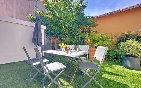 Les Musardises: Rosso, Tavola, Serveware, Bicchieri, Dishware, Cibo