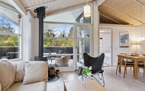 Angelika - 1.3Km from the Sea: Interior Design, Pavimentazione, Legna, Soffitto, Pavimento, Mobilia, Soggiorno, Casa, Divano, Pavimento In Legno