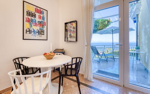 Design Jamar: Mobilia, Pavimentazione, Pavimento, Interior Design, Sedia, Tavolo, Cucina & Sala Da Pranzo Tavolo, Mare, Appartamento, Sala Da Pranzo