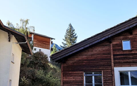 Castania a: Casa, Casa, Tetto, Raccordo, Villetta, Pendenza, Larice, Log Cabin, Paesino Di Montagna
