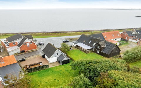 Raika - 25M to the Fjord: Villetta, Backyard, Cortile, Edifici Giardino, Capannone, Raccordo, Mobili Da Esterno, Log Cabin, Struttura Esterna, Baracca