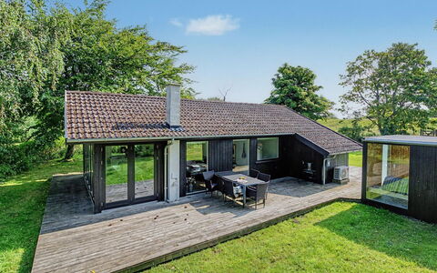 Litle - 30M from the Sea