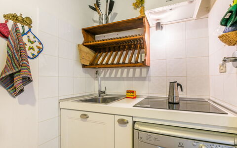 Ridaldi: Apparecchio Major, Legna, Elettrodomestico Da Cucina, Cucina, Interior Design, Pavimentazione, Camera, Pavimento, Mobilia, Controsoffitto