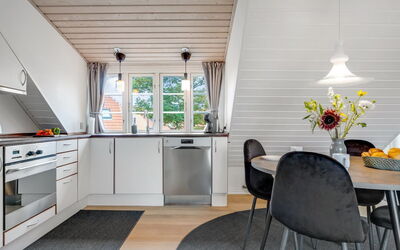 Edel - 250M from the Sea