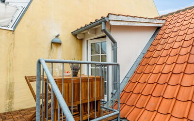 Edel - 250M from the Sea
