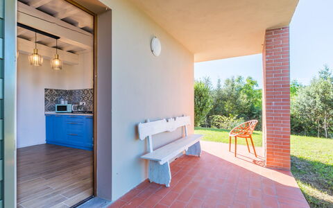 Albachiara: Appartamento, Estate, Cortile, Prato, Landscaping, Balcone, Villa