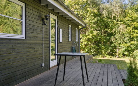 Erikke - 575M from the Sea: Legna, Mobilia, Appartamento, Camera, Soffitto, Color Legno, Sedia, Latifoglie, Vernice, Legname