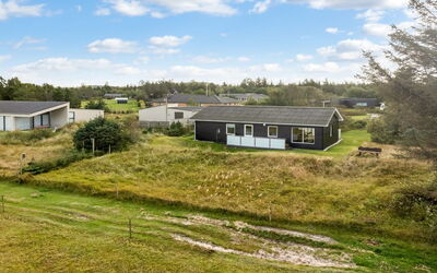Sarika - 500M from the Sea