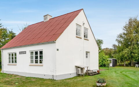Kätlin - 900M from the Sea: Legna, Mobilia, Appartamento, Camera, Soffitto, Color Legno, Sedia, Latifoglie, Vernice, Legname