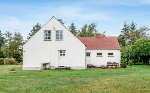 Kätlin - 900M from the Sea: Legna, Mobilia, Appartamento, Camera, Soffitto, Color Legno, Sedia, Latifoglie, Vernice, Legname