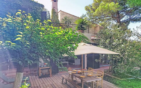 Villa 50: Arbusto, Giardino, Backyard, Shade, Cortile, Landscaping, Sedia, Mobili Da Esterno, Hacienda, Eco Hotel