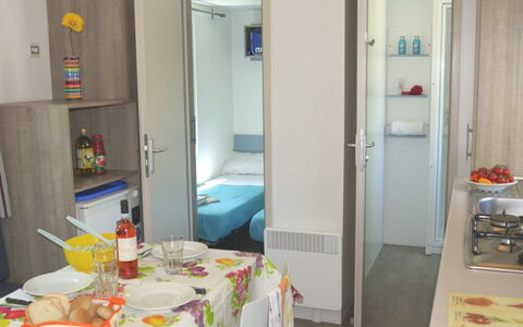 Duca Amedeo Camping Village: Ricreazione, Tempo Libero, Shade, Mobili Da Esterno, Parco, Vacanza, Eco Hotel, Ricorrere, Deck
