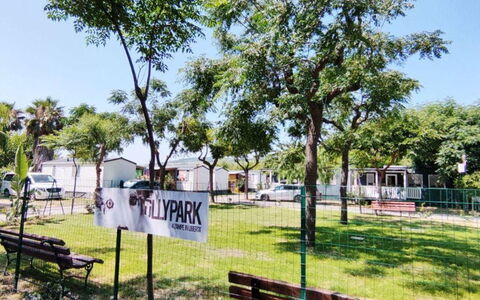 Duca Amedeo Camping Village: Ricreazione, Tempo Libero, Shade, Mobili Da Esterno, Parco, Vacanza, Eco Hotel, Ricorrere, Deck