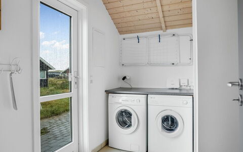Bruse - 200M from the Sea: 