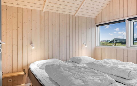 Bruse - 200M from the Sea: 