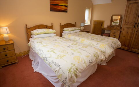 Willow Grove Hc No. 3: Legna, Camera Da Letto, Letto, Bedding, Mobilia, Lenzuolo, Telaio Del Letto, Camera, Biancheria, Latifoglie