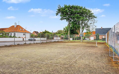 Asfrid - 80M from the Sea: Villetta, Backyard, Cortile, Edifici Giardino, Capannone, Raccordo, Mobili Da Esterno, Log Cabin, Struttura Esterna, Baracca