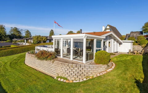 Valea - 600M from the Sea: Villetta, Backyard, Cortile, Edifici Giardino, Capannone, Raccordo, Mobili Da Esterno, Log Cabin, Struttura Esterna, Baracca