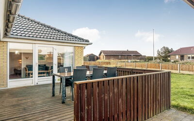 Gisa - 500M from the Sea