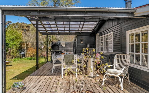 Kamilla - from the Sea: Portico, Casa, Tetto, Giardino, Villetta, Porta, Deck, Cortile, Backyard, Shade