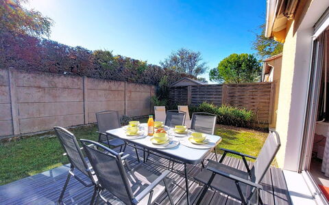 Les Floriales: Mobilia, Mobili Da Esterno, Tavolo Esterno, Tavolo, Sedia, Giardino, Cucina & Sala Da Pranzo Tavolo, Cortile, Terrazza, Backyard
