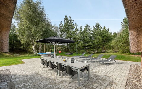 Alvina - 3.2Km from the Sea: Tetto, Casa, Casa, Villetta, Porta, Raccordo, Deck, Portico, Plank, Latifoglie