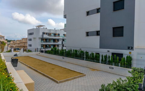 Aire Residencial: Costruzione, Appartamento, Zona Residenziale, Architettura, Quartiere, Condominio, Urban Design, Insediamento Umano, Materiale Composito, Balcone