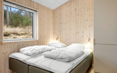 Gillis - 1Km from the Sea: Legna, Camera Da Letto, Soffitto, Letto, Lenzuolo, Bedding, Camera, Telaio Del Letto, Plank, Latifoglie