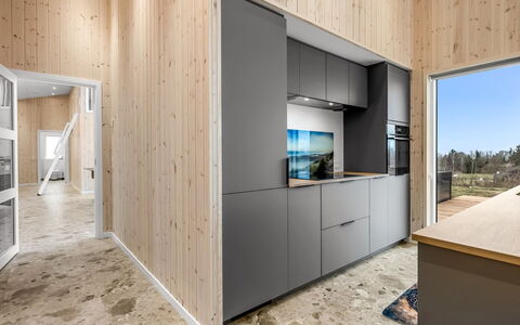 Gillis - 1Km from the Sea: Pavimentazione, Legna, Pavimento, Soffitto, Interior Design, Pavimento In Legno, Cucina, Materiale Composito, Controsoffitto, Latifoglie