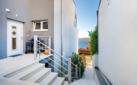 Bella: Appartamento, Corrimano, Balcone, Mare, Le Scale, Oceano, Eco Hotel, Villa, Colonna, Alluminio