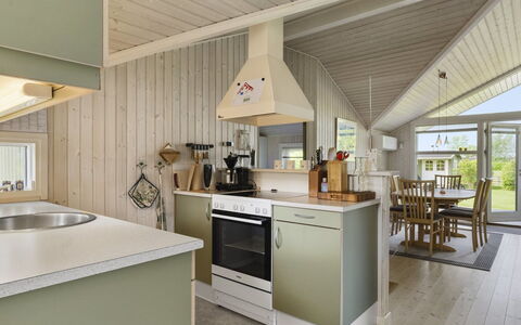 Erok - from the Sea: Legna, Mobilia, Appartamento, Camera, Soffitto, Color Legno, Sedia, Latifoglie, Vernice, Legname