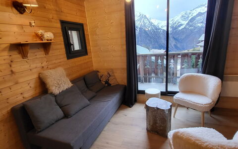 Balcons de Venosc: Legna, Mobilia, Color Legno, Latifoglie, Sedia, Pavimento In Legno, Soggiorno, Log Cabin, Compensato, Plank