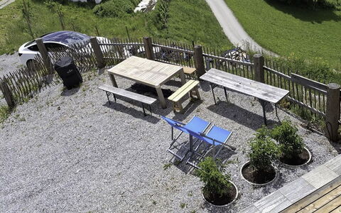 Aschau im Zillertal 675: Mobilia, Mobili Da Esterno, Tavolo, Tavolo Esterno, Sedia, Tavolo Da Picnic, Giardino, Shade, Backyard, Banco