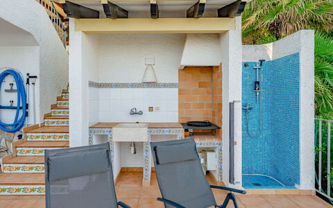Ticasa: Interior Design, Legna, Pavimentazione, Soffitto, Pavimento, Camera, Mobilia, Illuminazione, Color Legno, Latifoglie