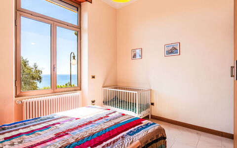 Casa del Mare: Interior Design, Camera Da Letto, Letto, Legna, Pavimento, Mobilia, Lenzuolo, Camera, Bedding, Pavimentazione