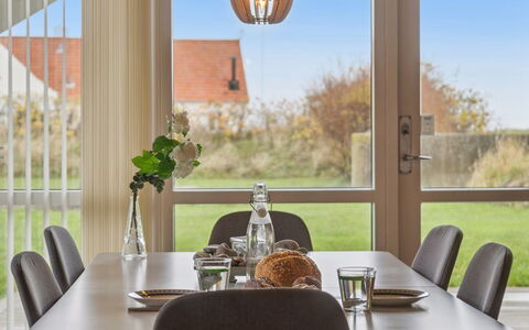 Terne - 90M from the Sea: Interior Design, Mobilia, Legna, Soffitto, Lampada, Lampadario, Cucina & Sala Da Pranzo Tavolo, Sedia, Sala Da Pranzo, Tavolo