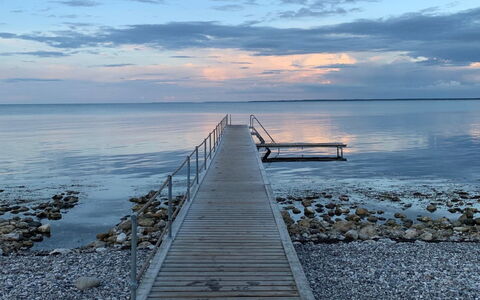 Terne - 90M from the Sea: Blu, Cielo, Acqua, Corpo D'Acqua, Orizzonte, Nube, Costiera E Morfologie Oceanic, Mare, Molo