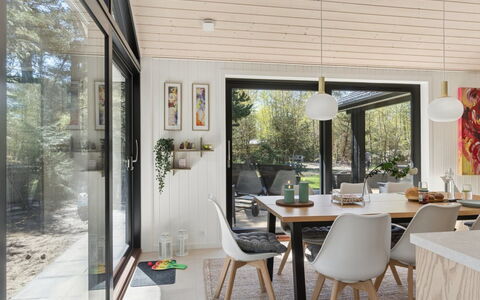 Antonina - 775M from the Sea: Interior Design, Legna, Mobilia, Pavimentazione, Casa, Tavolo, Cucina & Sala Da Pranzo Tavolo, Soffitto, Soggiorno, Sedia